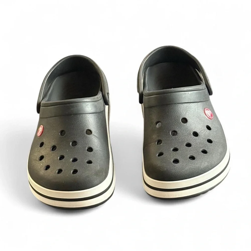 Crocs Classic Black Women’s size 10